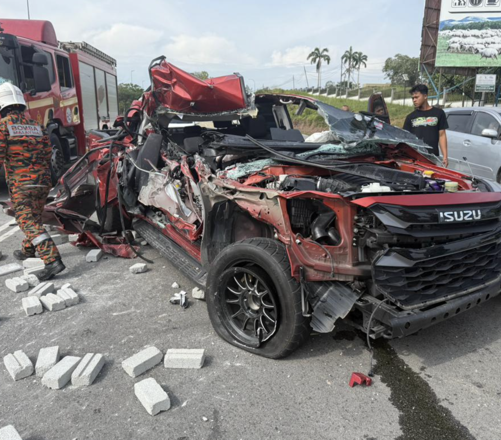 kemalangan batu pahat kluang